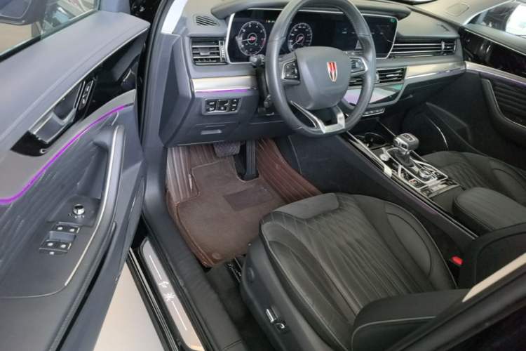 Used Hongqi HS5 2022 Revised Version 2.0T Smart Connect Flagship Edition Driver Seat
