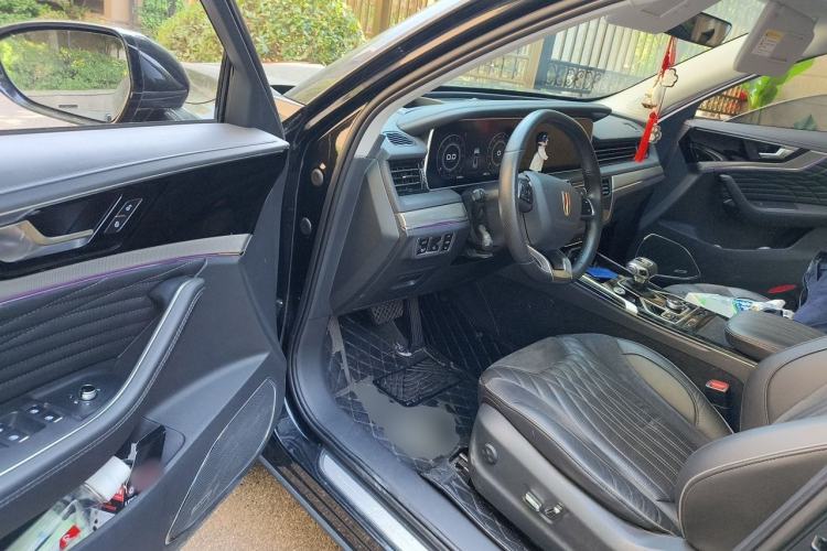 Used Hongqi HS5 2022 Revised Version 2.0T Smart Connect Flagship Edition Driver Seat