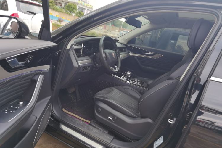 Used Hongqi HS5 2022 Revised Version 2.0T Smart Connect Flagship Edition Driver Seat