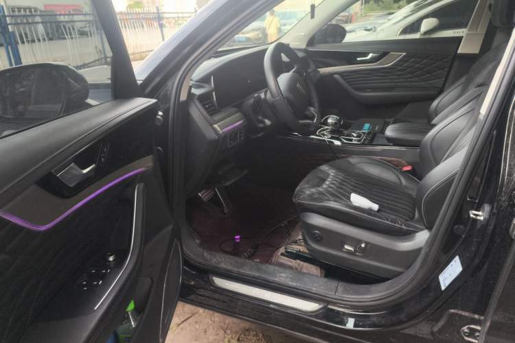 Used Hongqi HS5 2022 Revised Version 2.0T Smart Connect Flagship Edition Driver Seat