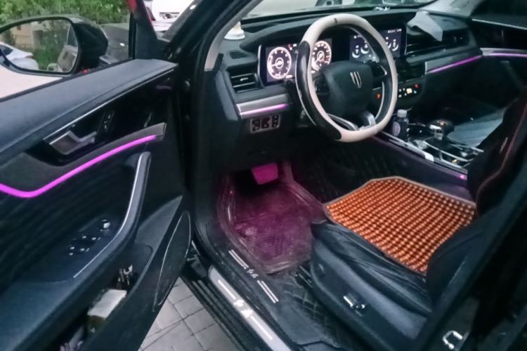 Used Hongqi HS5 2022 Facelifted Version 2.0T Smart Connect Flagship All-Wheel-Drive Edition Driver Seat