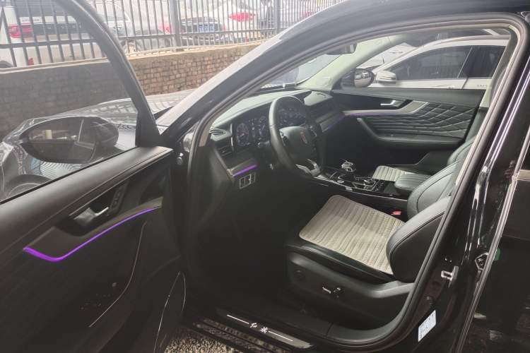 Used Hongqi HS5 2022 2.0T Smart Connect Flagship All-Wheel-Drive Version Driver Seat