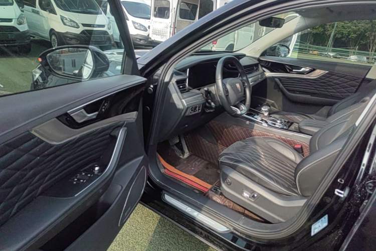 Used Hongqi HS5 2022 Facelifted Version 2.0T Smart Connect Flagship All-Wheel-Drive Edition Driver Seat