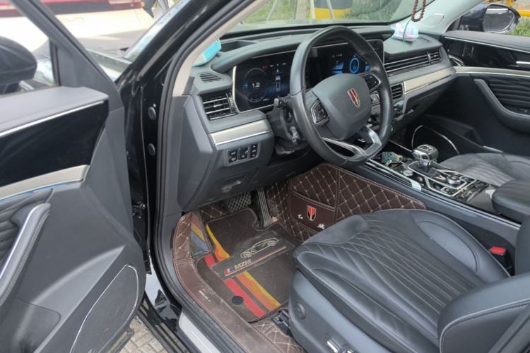 Used Hongqi HS5 2022 Revised Version 2.0T Smart Connect Flagship Edition Driver Seat