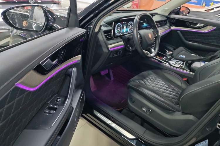 Used Hongqi HS5 2022 2.0T Smart Connect Flagship All-Wheel-Drive Version Driver Seat