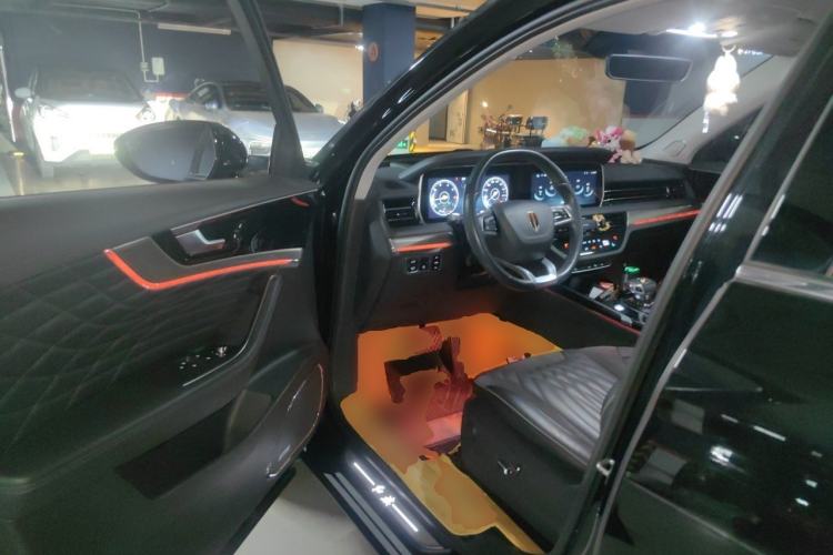 Used Hongqi HS5 2022 Facelifted Version 2.0T Smart Connect Flagship All-Wheel-Drive Edition Driver Seat