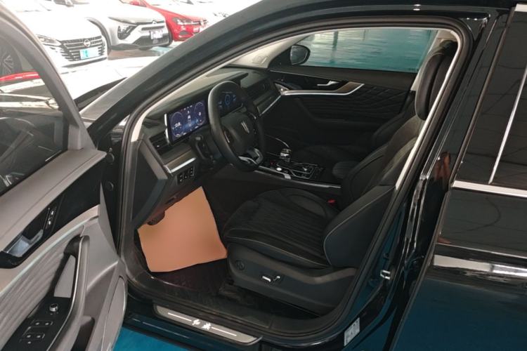 Used Hongqi HS5 2022 Facelifted Version 2.0T Smart Connect Flagship All-Wheel-Drive Edition Driver Seat