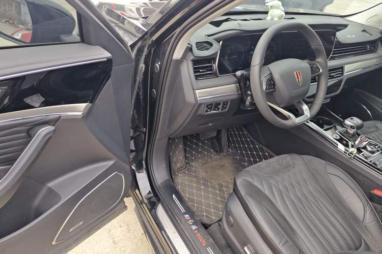 Used Hongqi HS5 2022 Revised Version 2.0T Smart Connect Flagship Edition Driver Seat