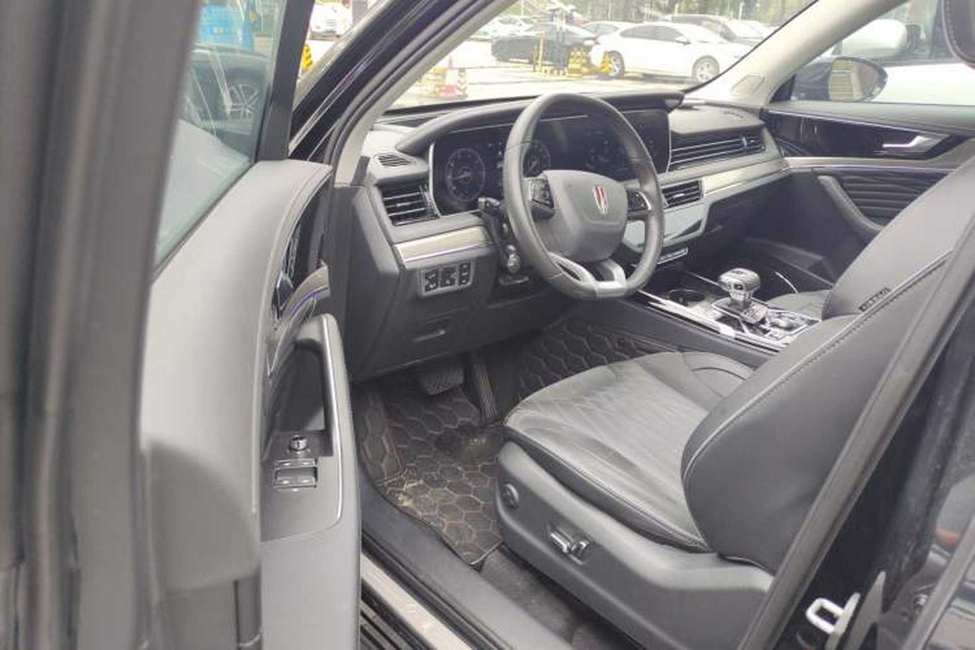 Used Hongqi HS5 2022 Revised Version 2.0T Smart Connect Flagship Edition Driver Seat