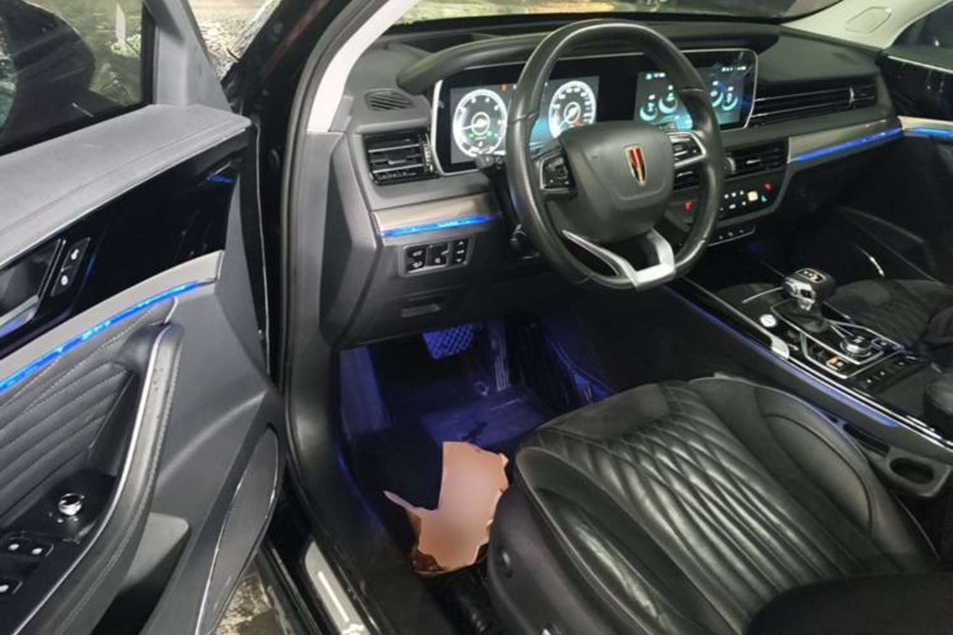 Used Hongqi HS5 2022 Revised Version 2.0T Smart Connect Flagship Edition Driver Seat