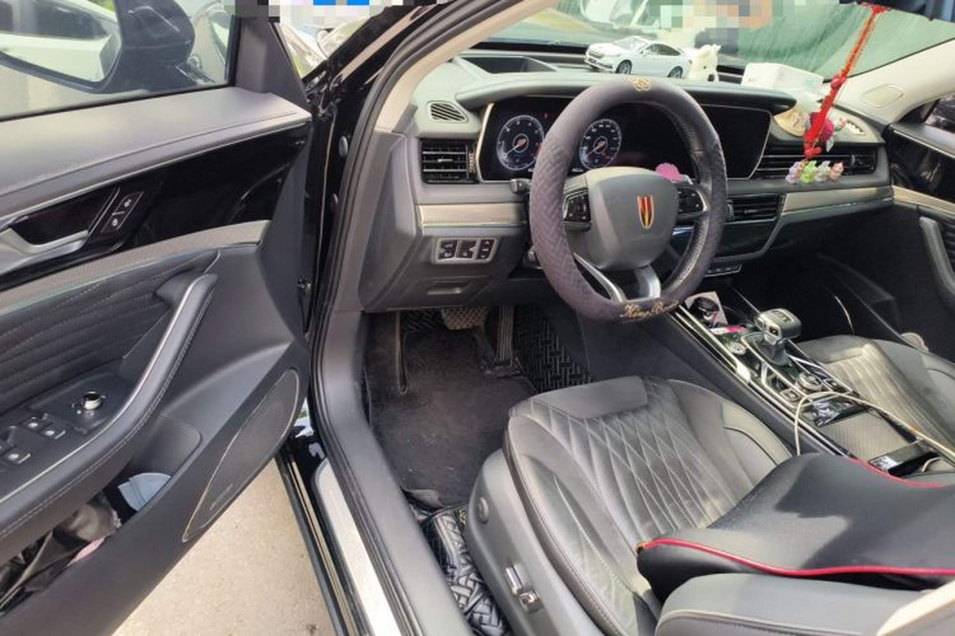 Used Hongqi HS5 2022 Revised Version 2.0T Smart Connect Flagship Edition Driver Seat