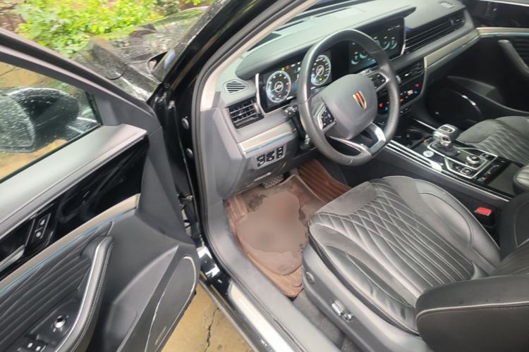 Used Hongqi HS5 2022 Facelifted Version 2.0T Smart Connect Flagship All-Wheel-Drive Edition Driver Seat