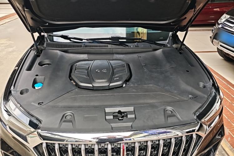 Used Hongqi HS5 2022 Facelifted Version 2.0T Smart Connect Flagship All-Wheel-Drive Edition Engine Bay