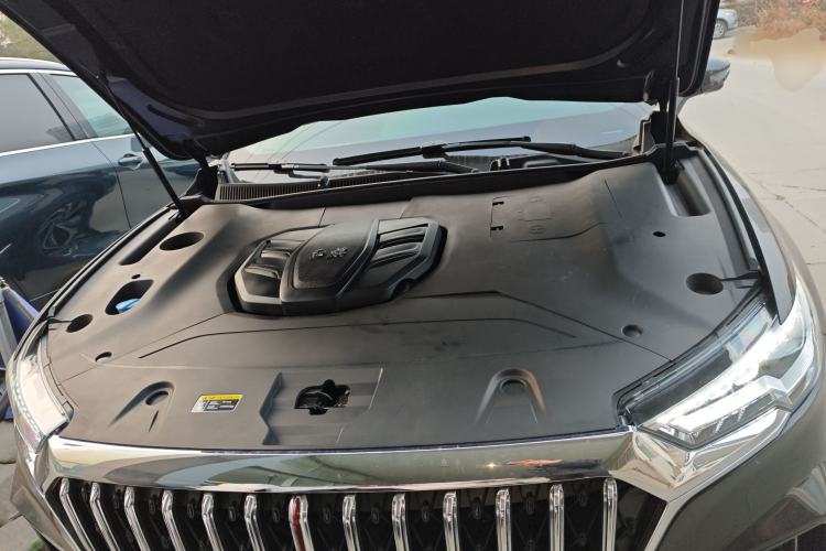 Used Hongqi HS5 2022 Revised Version 2.0T Smart Connect Flagship Edition Engine Bay