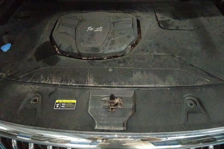Used Hongqi HS5 2022 Revised Version 2.0T Smart Connect Flagship Edition Engine Bay