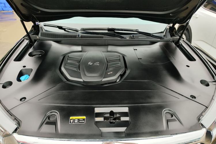 Used Hongqi HS5 2022 Revised Version 2.0T Smart Connect Flagship Edition Engine Bay