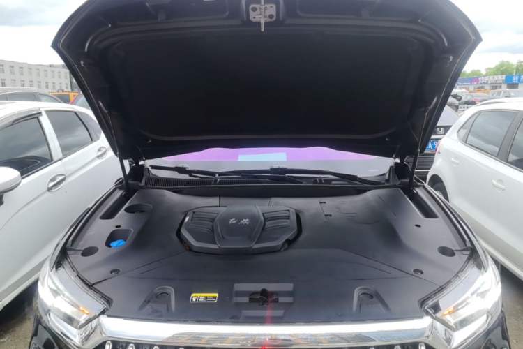 Used Hongqi HS5 2022 Revised Version 2.0T Smart Connect Flagship Edition Engine Bay
