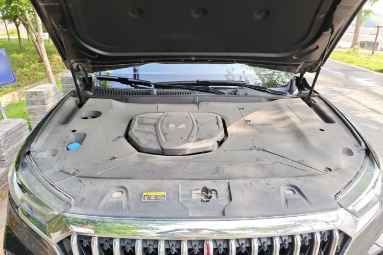 Used Hongqi HS5 2022 Revised Version 2.0T Smart Connect Flagship Edition Engine Bay
