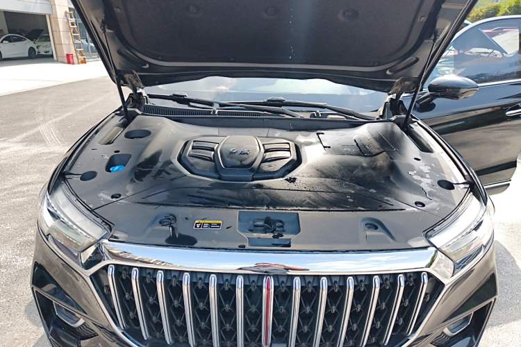 Used Hongqi HS5 2022 Revised Version 2.0T Smart Connect Flagship Edition Engine Bay
