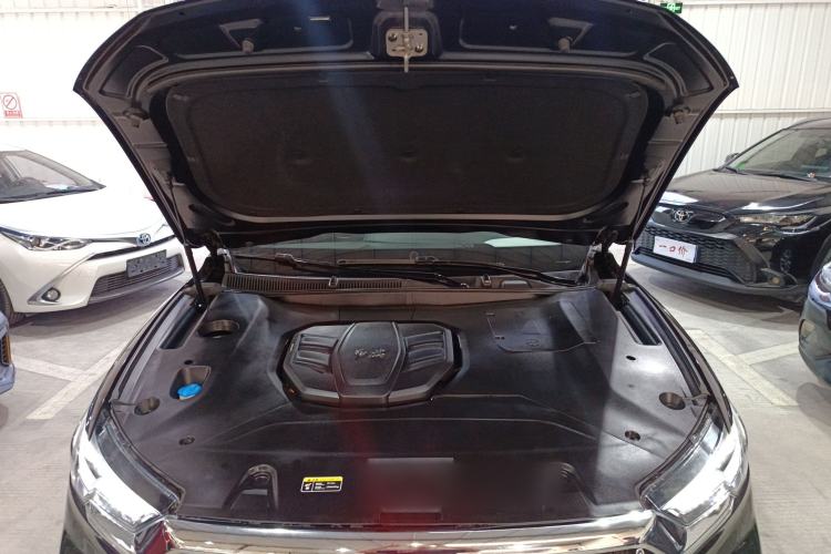 Used Hongqi HS5 2022 Revised Version 2.0T Smart Connect Flagship Edition Engine Bay