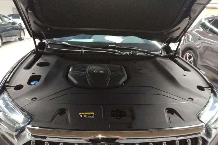 Used Hongqi HS5 2022 Revised Version 2.0T Smart Connect Flagship Edition Engine Bay