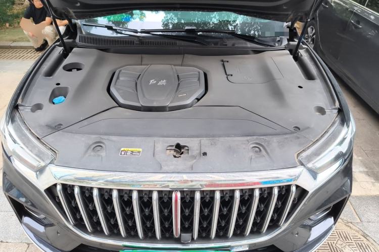 Used Hongqi HS5 2022 2.0T Smart Connect Flagship All-Wheel-Drive Version Engine Bay