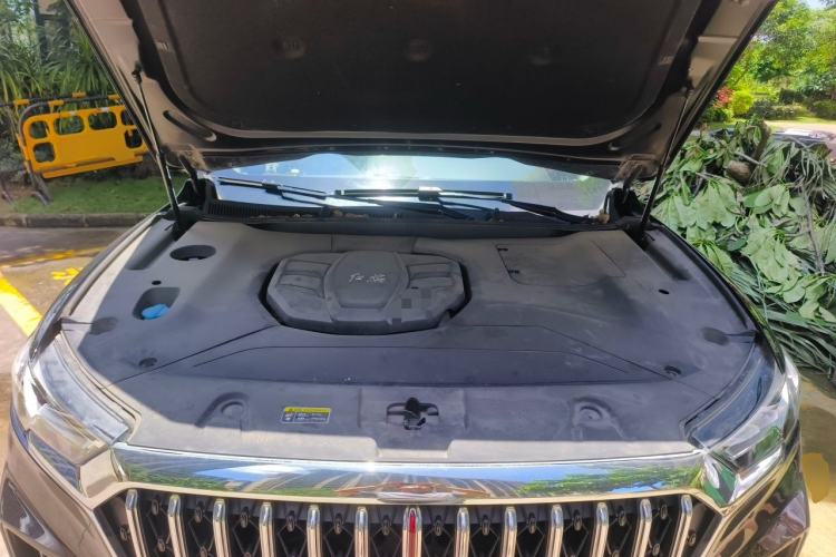 Used Hongqi HS5 2022 Facelifted Version 2.0T Smart Connect Flagship All-Wheel-Drive Edition Engine Bay