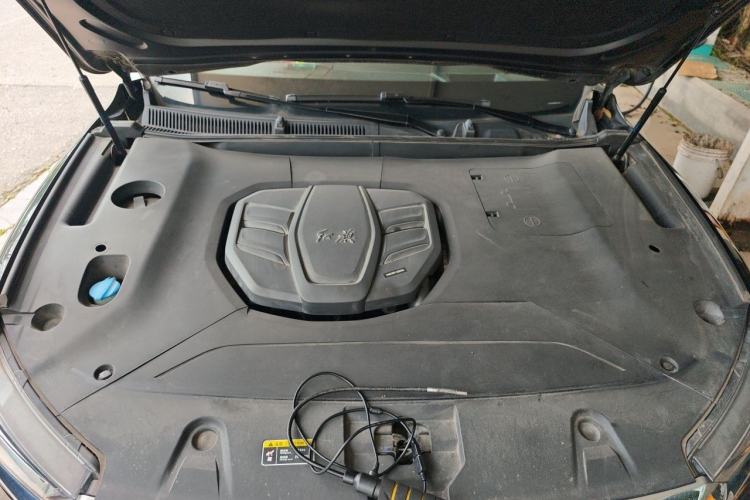 Used Hongqi HS5 2022 2.0T Smart Connect Flagship Edition Engine Bay
