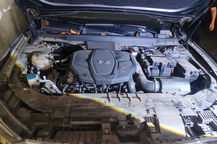 Used Hongqi HS5 2022 2.0T Smart Connect Flagship Edition Engine Bay