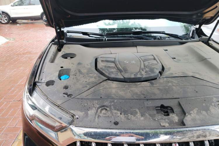 Used Hongqi HS5 2022 Revised Version 2.0T Smart Connect Flagship Edition Engine Bay Right