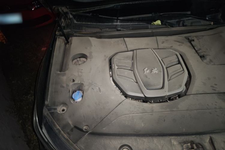 Used Hongqi HS5 2022 Revised Version 2.0T Smart Connect Flagship Edition Engine Bay Right