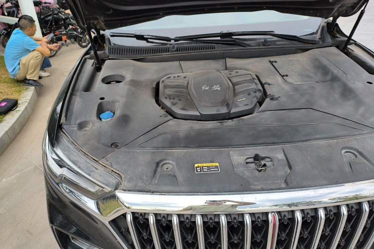 Used Hongqi HS5 2022 Revised Version 2.0T Smart Connect Flagship Edition Engine Bay Right