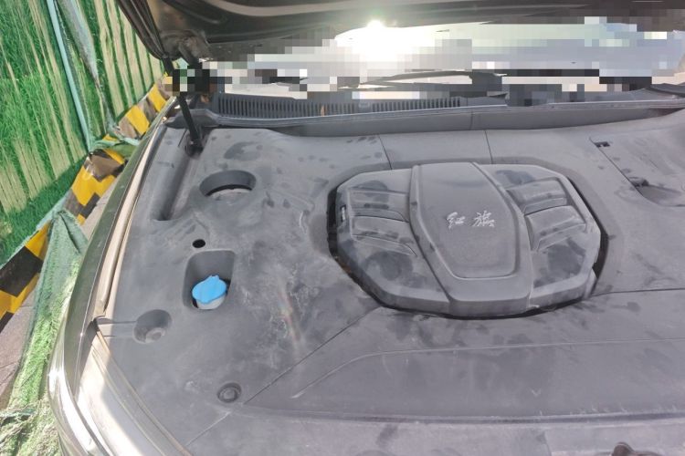 Used Hongqi HS5 2022 Revised Version 2.0T Smart Connect Flagship Edition Engine Bay Right