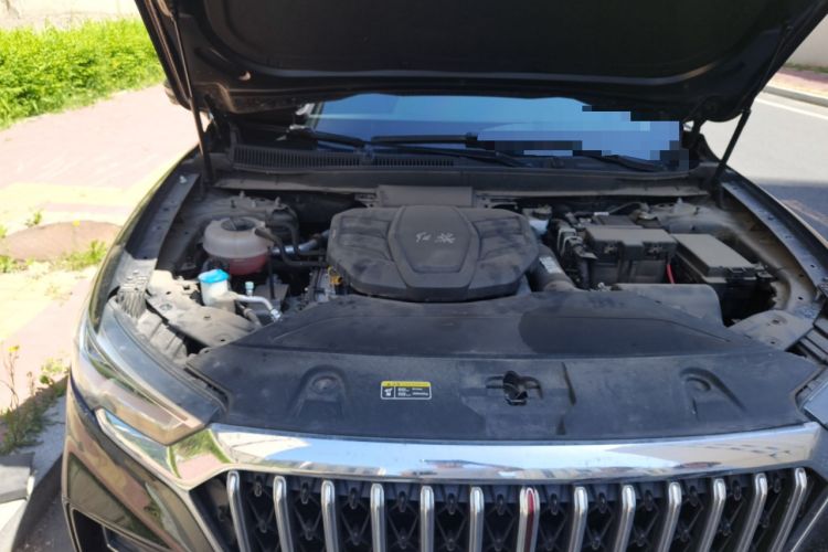 Used Hongqi HS5 2022 2.0T Smart Connect Flagship All-Wheel-Drive Version Engine Bay Right