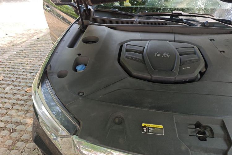 Used Hongqi HS5 2022 Revised Version 2.0T Smart Connect Flagship Edition Engine Bay Right