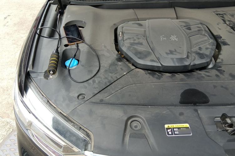 Used Hongqi HS5 2022 Revised Version 2.0T Smart Connect Flagship Edition Engine Bay Right