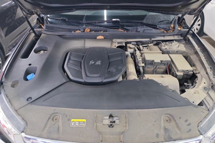 Used Hongqi HS5 2022 2.0T Smart Connect Flagship All-Wheel-Drive Version Engine Bay