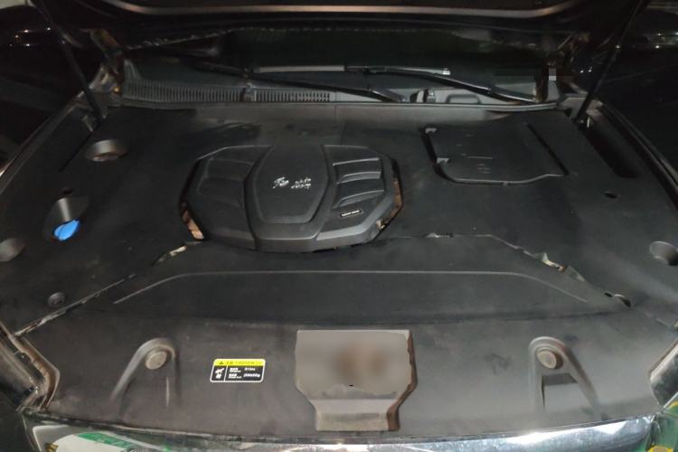 Used Hongqi HS5 2022 Revised Version 2.0T Smart Connect Flagship Edition Engine Bay