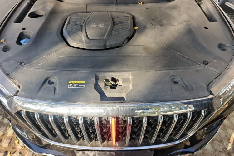 Used Hongqi HS5 2022 2.0T Smart Connect Flagship All-Wheel-Drive Version Engine Bay
