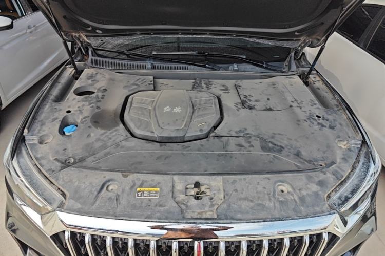 Used Hongqi HS5 2022 Facelifted Version 2.0T Smart Connect Flagship All-Wheel-Drive Edition Engine Bay