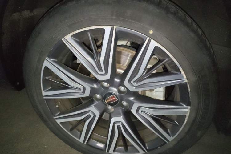 Used Hongqi HS5 2022 Facelifted Version 2.0T Smart Connect Flagship All-Wheel-Drive Edition Exterior 1