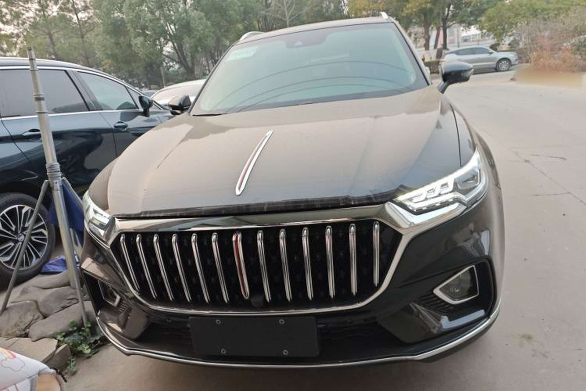 Used Hongqi HS5 2022 Revised Version 2.0T Smart Connect Flagship Edition Exterior 1