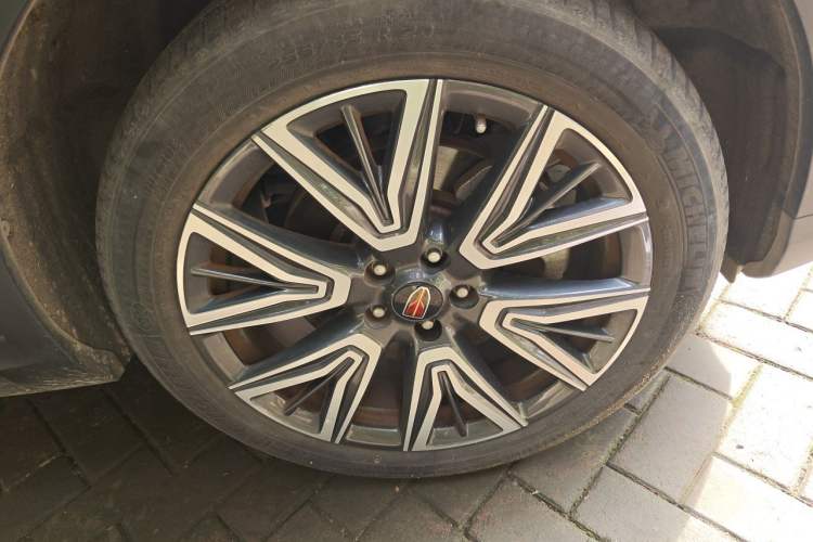 Used Hongqi HS5 2022 2.0T Smart Connect Flagship All-Wheel-Drive Version Exterior 1