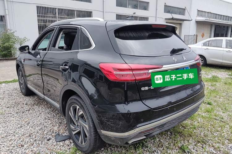 Used Hongqi HS5 2022 Revised Version 2.0T Smart Connect Flagship Edition Exterior 2