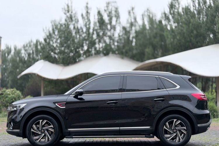 Used Hongqi HS5 2022 Revised Version 2.0T Smart Connect Flagship Edition Exterior 3