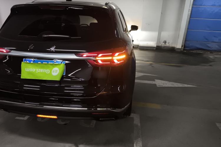 Used Hongqi HS5 2022 Facelifted Version 2.0T Smart Connect Flagship All-Wheel-Drive Edition Exterior 3