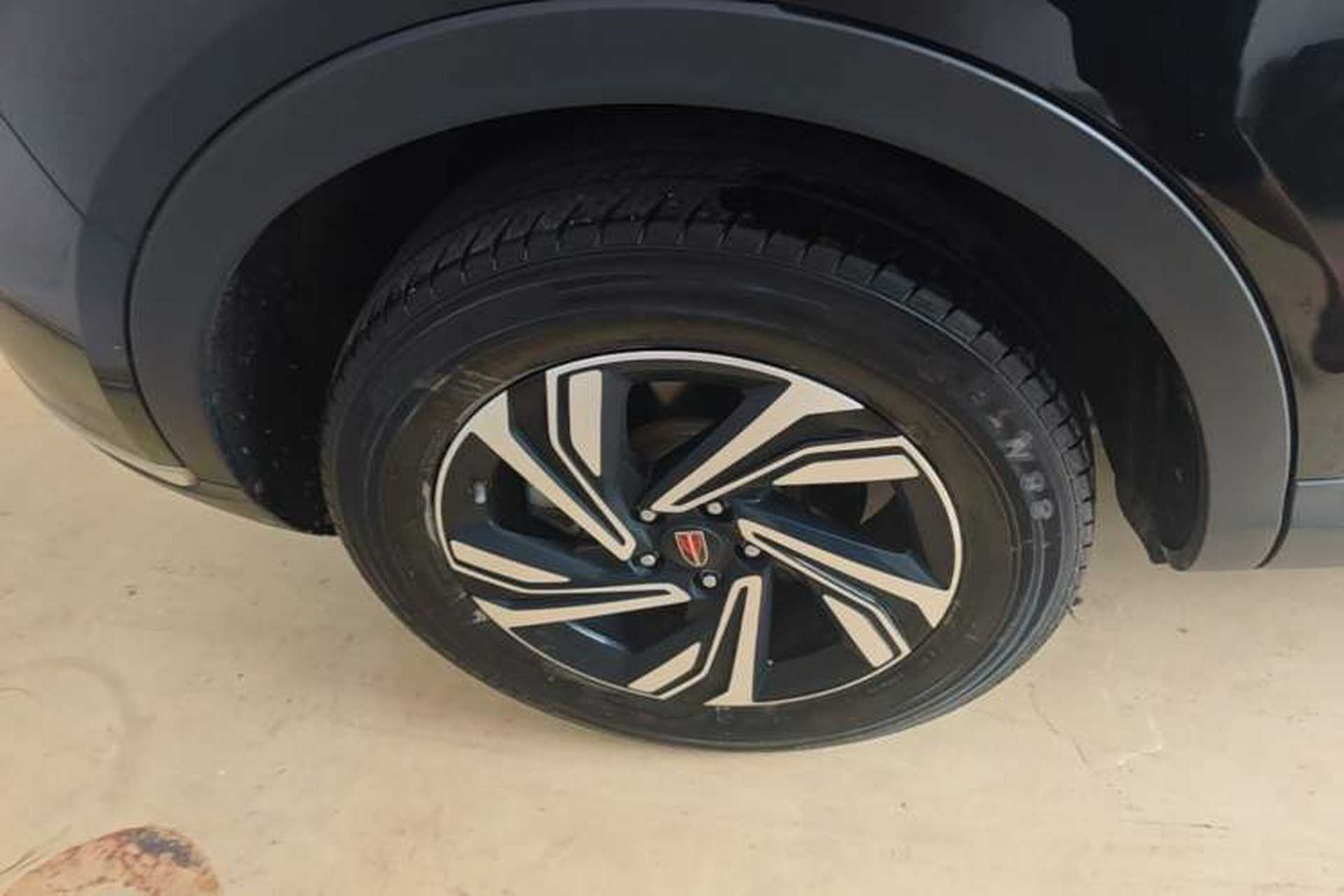 Used Hongqi HS5 2022 Revised Version 2.0T Smart Connect Flagship Edition Exterior 3