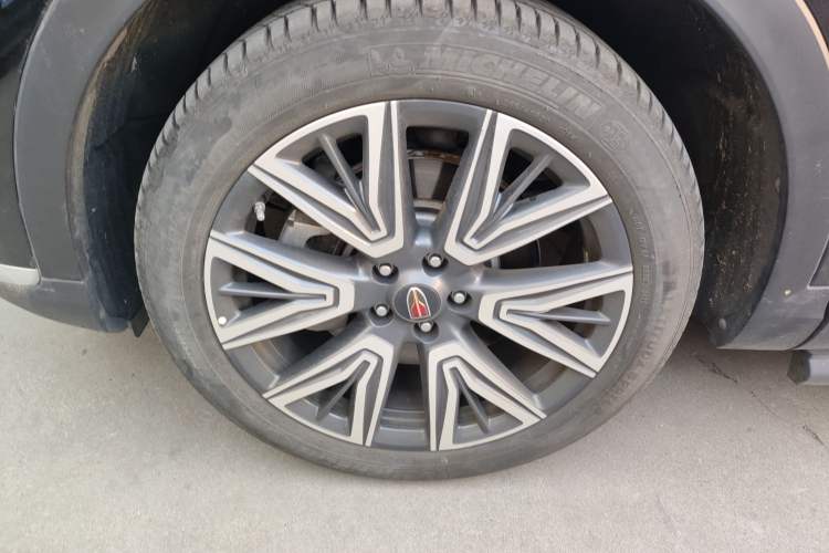 Used Hongqi HS5 2022 Facelifted Version 2.0T Smart Connect Flagship All-Wheel-Drive Edition Exterior 4
