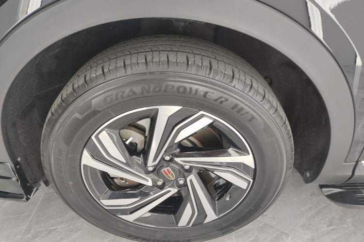 Used Hongqi HS5 2022 Revised Version 2.0T Smart Connect Flagship Edition Exterior 4