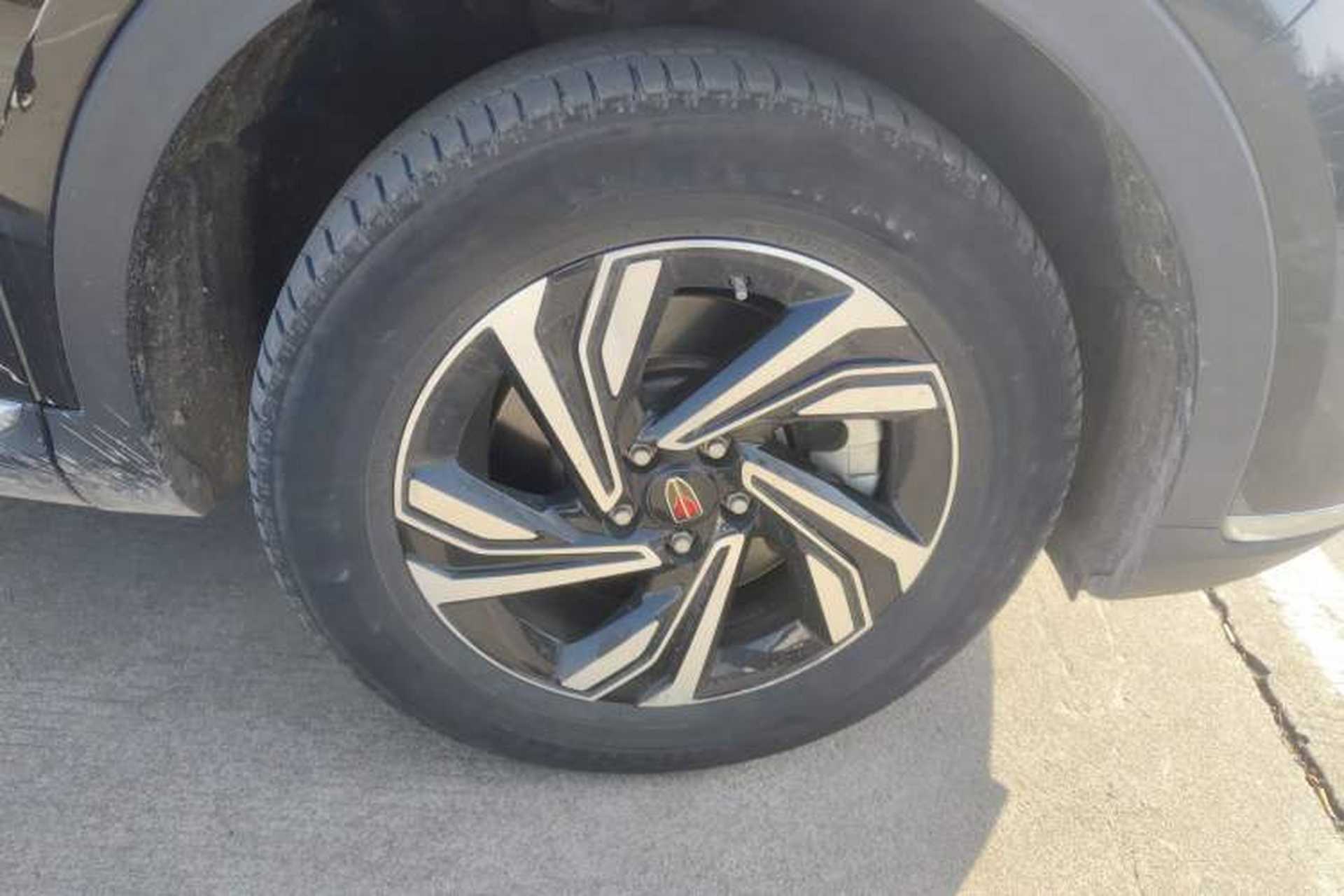 Used Hongqi HS5 2022 Revised Version 2.0T Smart Connect Flagship Edition Exterior 4